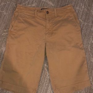 Men’s flat front American Eagle shorts